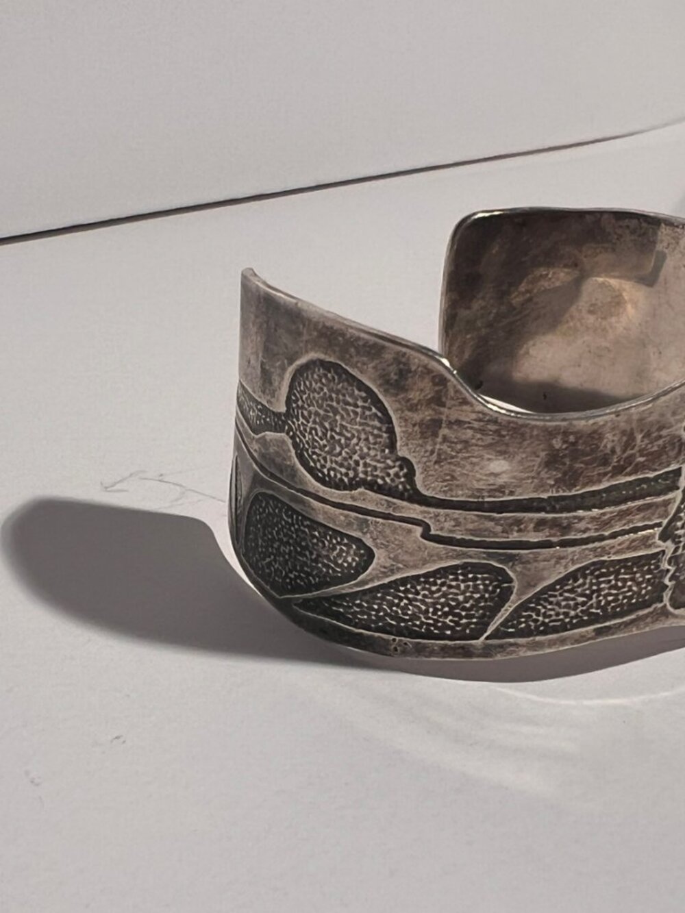 Vintage Studio Artisan Sterling Silver Statement Cuff Bracelet - Profile Portrai - Picture 6 of 12